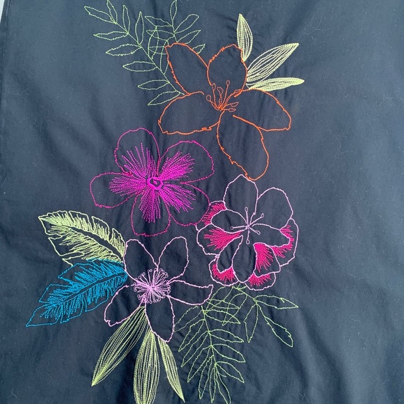 Black A-Line Skirt w/ Embroiderd Flower Detail - Picture 3 of 5